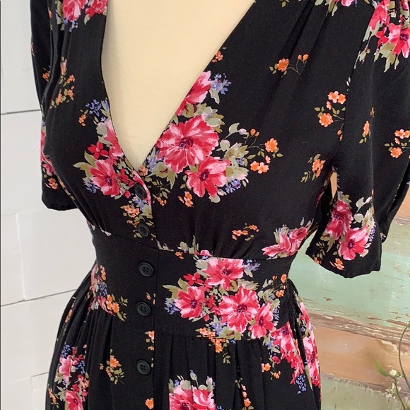 Floral dress - Picture 2 of 4